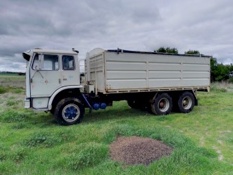 International 1900 Acco Truck 'Best Offer'