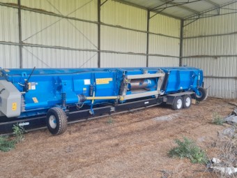 2021 Shelbourne Stripper Front XCV32 & Mercon Engineering Trailer