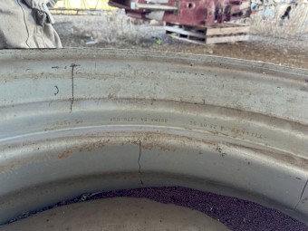 Firestone 800/70r38 tyres and rims 
