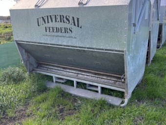 Grain feeders