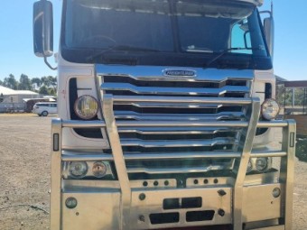 2013 Freightliner Argosy Prime Mover