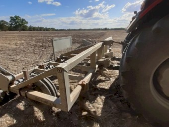 Yeomans plow