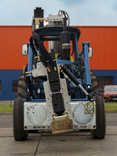 HYDRAULIC PERCUSSION POST DRIVER PDX RANGE 