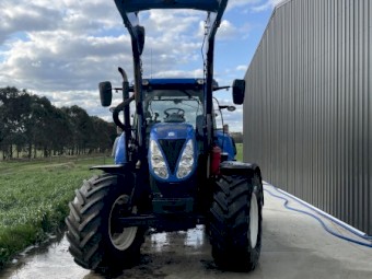 2016 New Holland T7.170 Auto Command Tractor with Loader