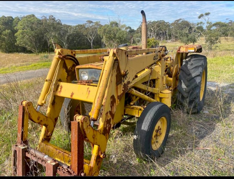 Massey Ferguson M40 