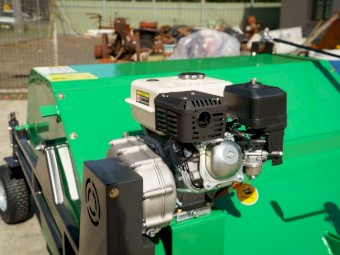 Paddock Cleaner KSP 120 Petrol Driven