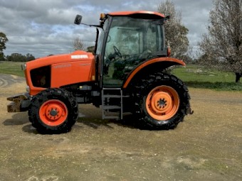 2013 Kubota M100GX Tractor