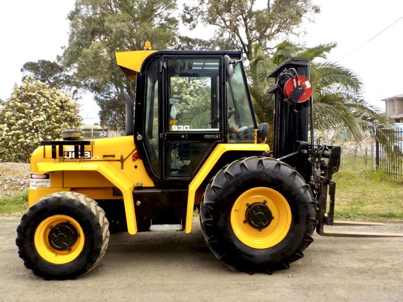 10/2019 JCB 930-4 4WD/4X4 DIESEL FORKLIFT ROUGH TERRAIN FORKLIFT