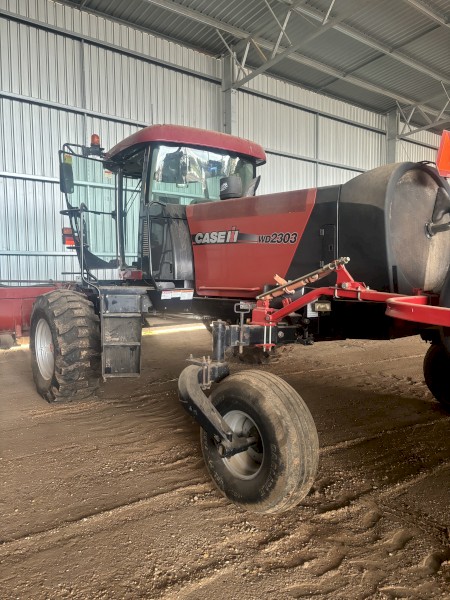Case IH 2303 Windrower