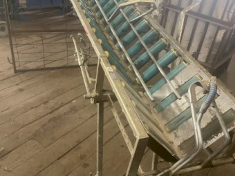 Lamb marking cradle