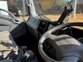 2017 Isuzu NPR65 -190 with sheep crate