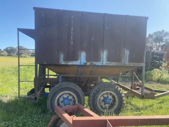 Grain Feeder Filling Trailer 