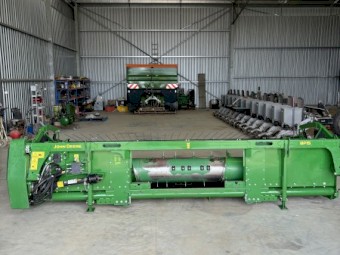 John Deere BP 15