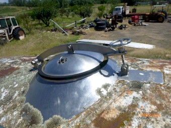 Stainless steel jacketed tank
