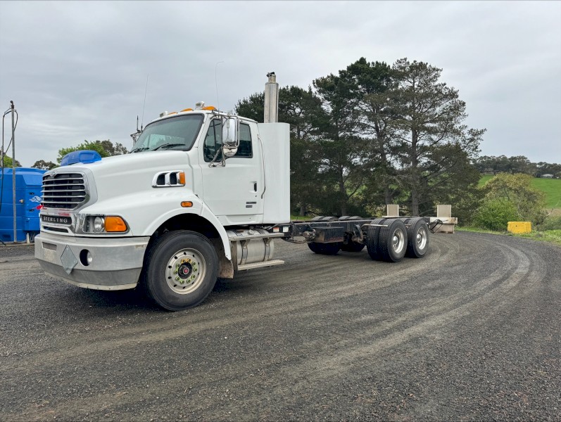 2008 Sterling L Series HX9500 6X4