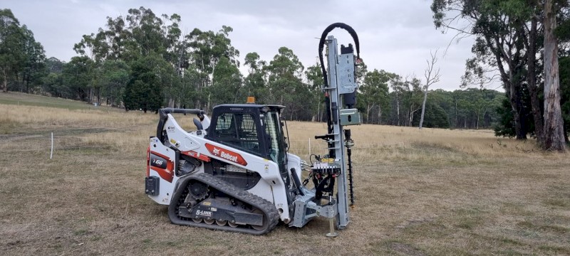 SERIES 89 100 CELL HYDRAULIC PERCUSSION POST DRIVER
