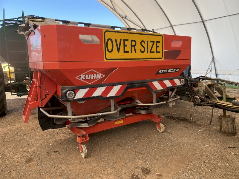 Kuhn 50. Spreader - PRICE REDUCED