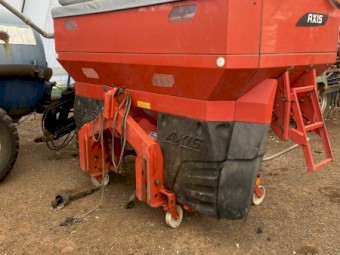 Kuhn 50. Spreader - PRICE REDUCED