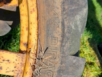 Row Crop Wheels and Tyres