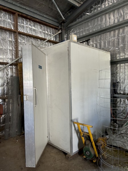 Walk in freezer 