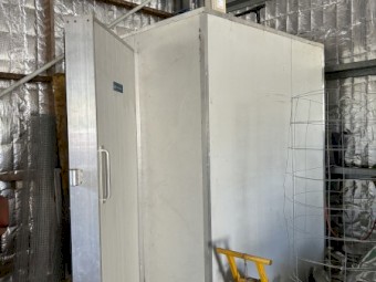 Walk in freezer 