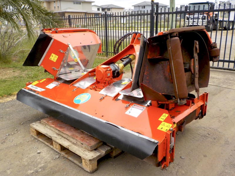2015 HOWARD TRIMAX STEALTH PTO WAM WINGED SLASHER/MOWER