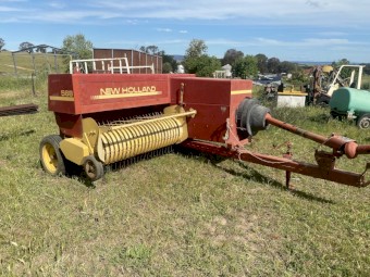 New Holland 568 Small Square Baler