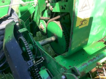 2008 John Deere 592 Round Baler
