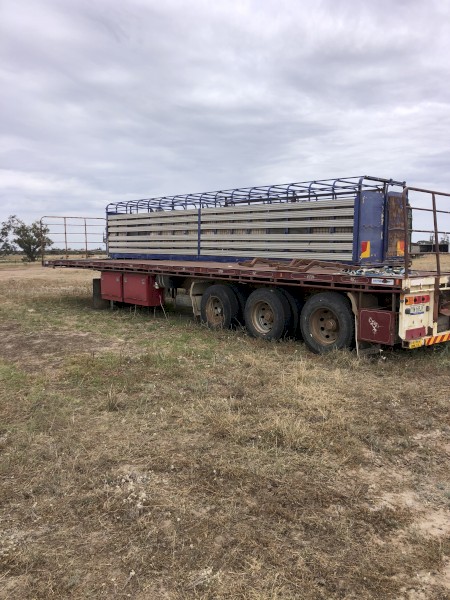 2006 Southern Cross 45ft Road Train Lead Trailer.