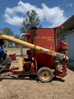 New Holland Grain Mixer