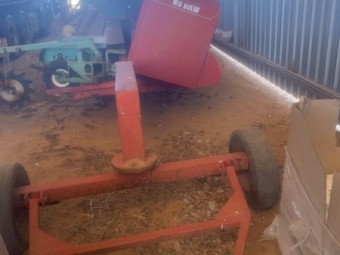 Smale 30ft pea plucker