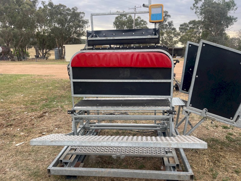 COMBI CLAMP NEAR NEW