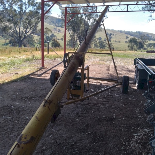 Mobilco Auger