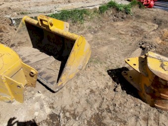 CAT 428B Backhoe