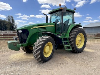 John Deere 7720 Tractor