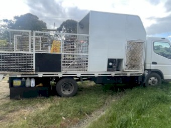 2015 Fido truck with pressure washer