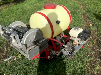 Weed Spraying Unit with Remote Control Radio Reel