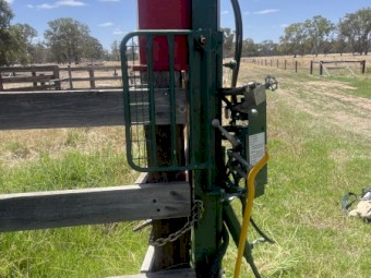 Munro post driver