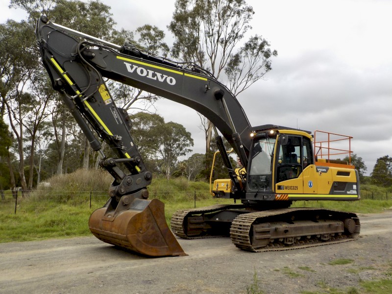 9/2021 VOLVO EC300DL 30 TONNE TRACKED EXCAVATOR