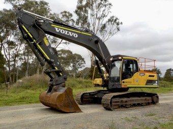 9/2021 VOLVO EC300DL 30 TONNE TRACKED EXCAVATOR