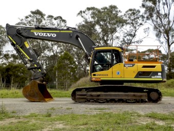 9/2021 VOLVO EC300DL 30 TONNE TRACKED EXCAVATOR