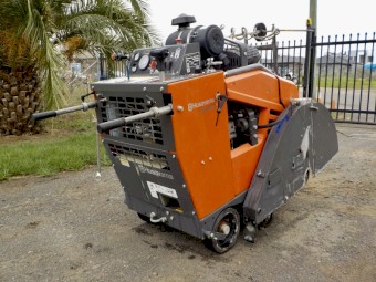 Late model 10/2019 HUSQVARNA FS4800D DIESEL CONCRETE ASPHALT PAVEMENT ROAD SAW