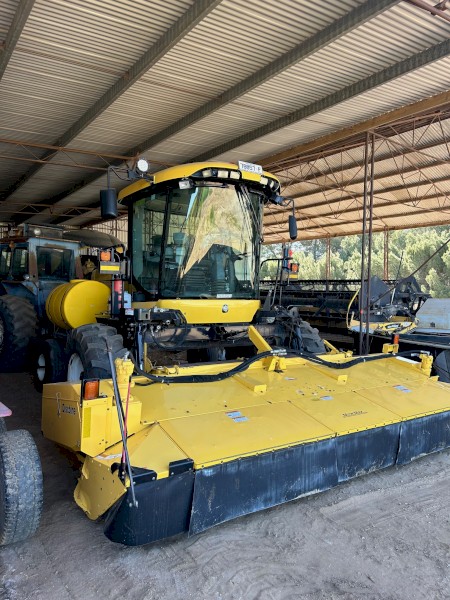 New Holland HW345 mower conditioner