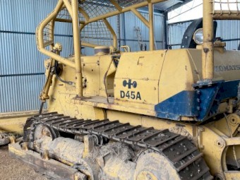 Komatsu D45A dozer