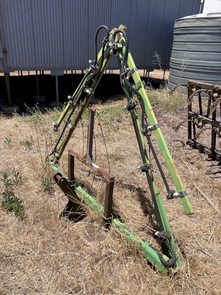 Goldacres 9 metre spray bar