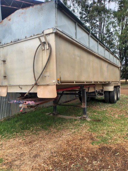 Borcat Bogie Aluminum Tipper Trailer