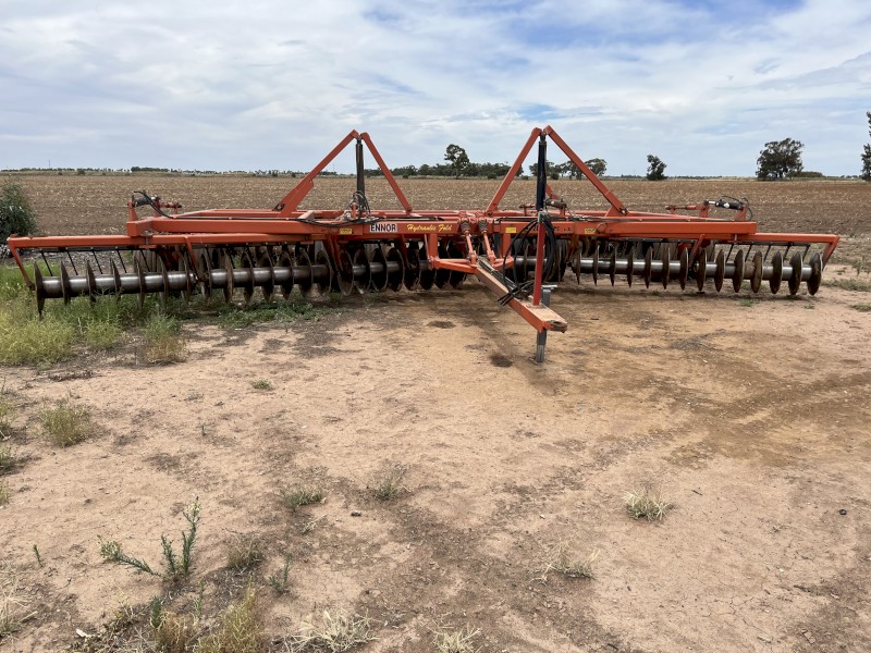 Ennor 28 Series 88 plate Offset Disc Plough