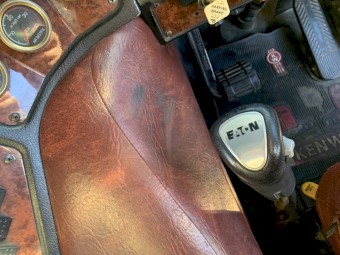 Kenworth K104 Prime Mover