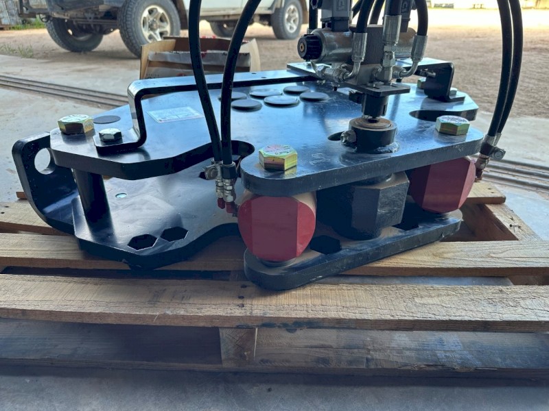 2023 Protrakker 500 DB  Drawbar Guidance Hitch