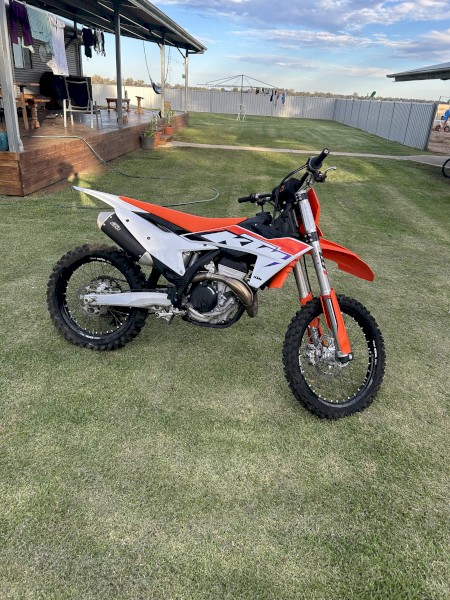 2023 KTM350 SX-F Motocross Bike
